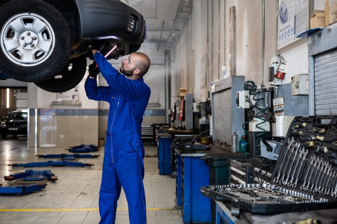 Cum să previi și să remediezi problemele mașinii cu ajutorul diagnozei auto