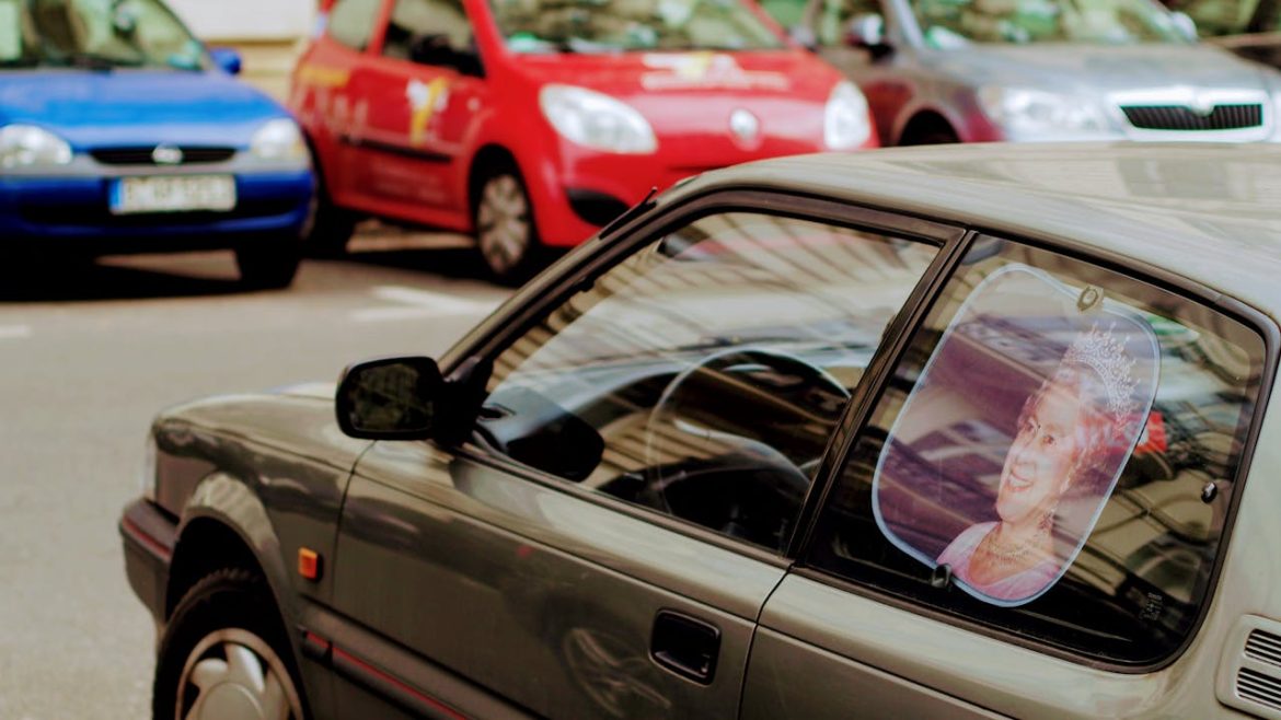 Cum să parchezi corect în locuri înguste
