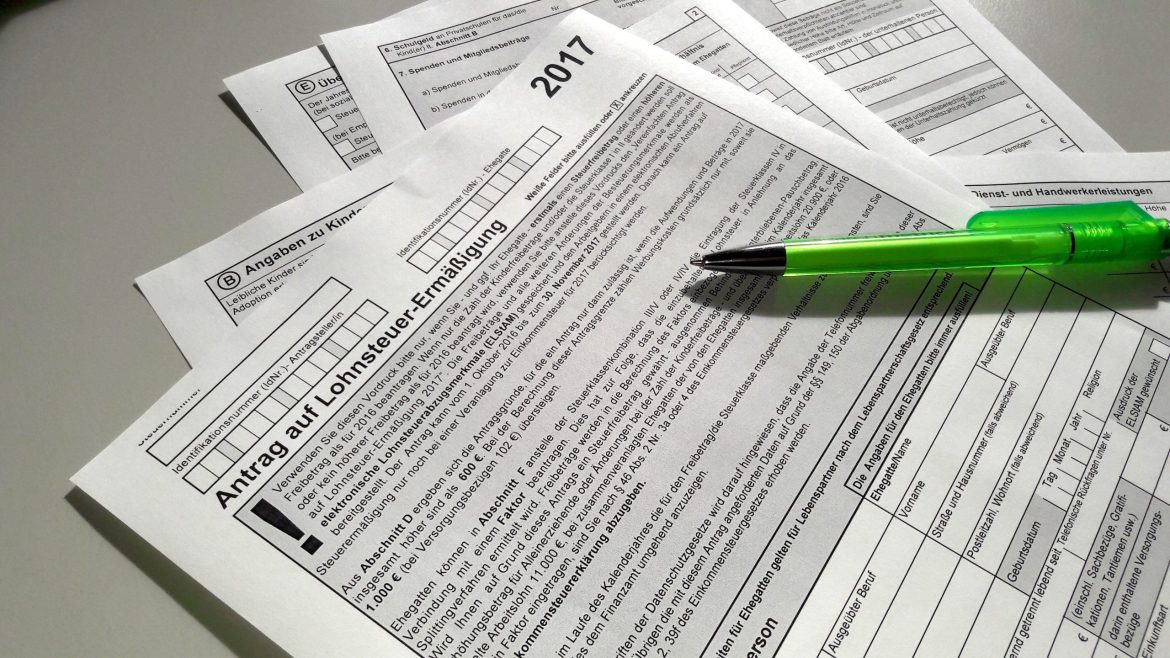 Cum verifici istoricul declarațiilor depuse
